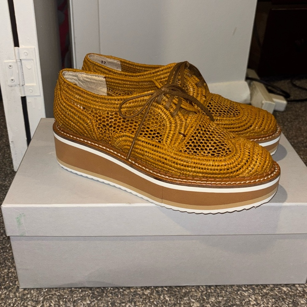 Brand New Brown Women’s Clergerie Size 6.5 Sneakers